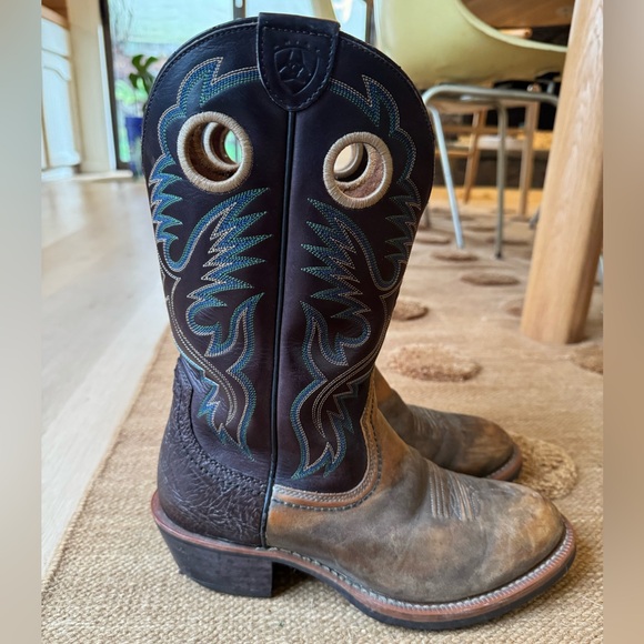 Genuine Leather Ariat Western Boots Men’s size 8.5 - Picture 3 of 9